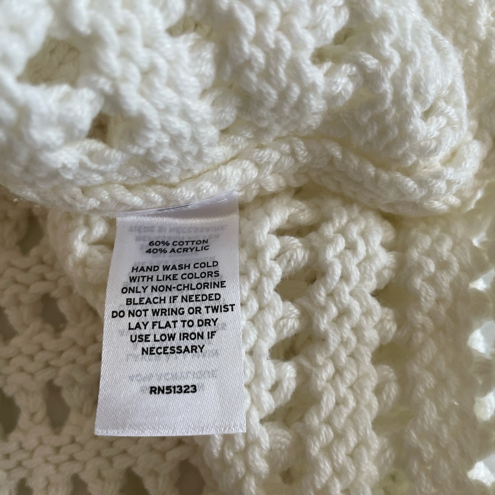Halogen Crochet Top - Picture 4 of 6